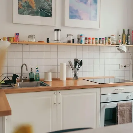 Zentrale, Gemuetliche In *