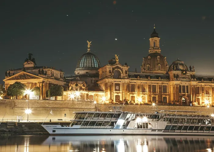 Zentrale, Gemuetliche In *