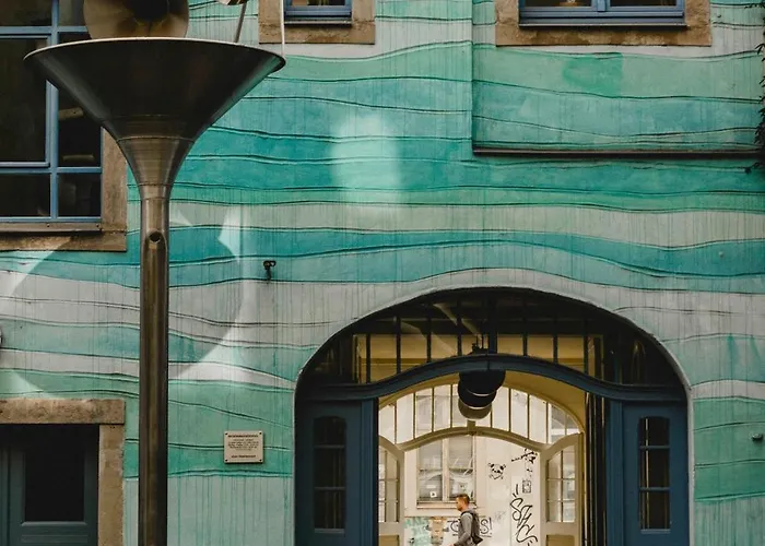 Zentrale, Gemuetliche In Dresden