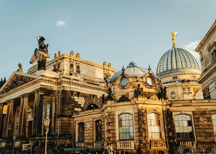 Zentrale, Gemuetliche In