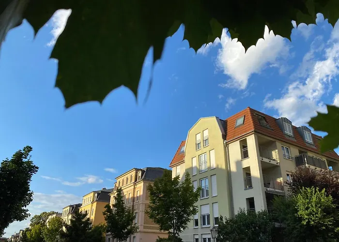 Zentrale, Gemuetliche In *